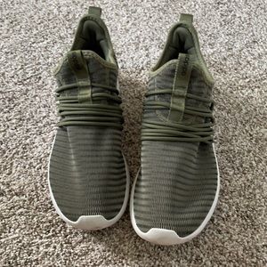 Men’s Adidas: Ortholite Float size 12